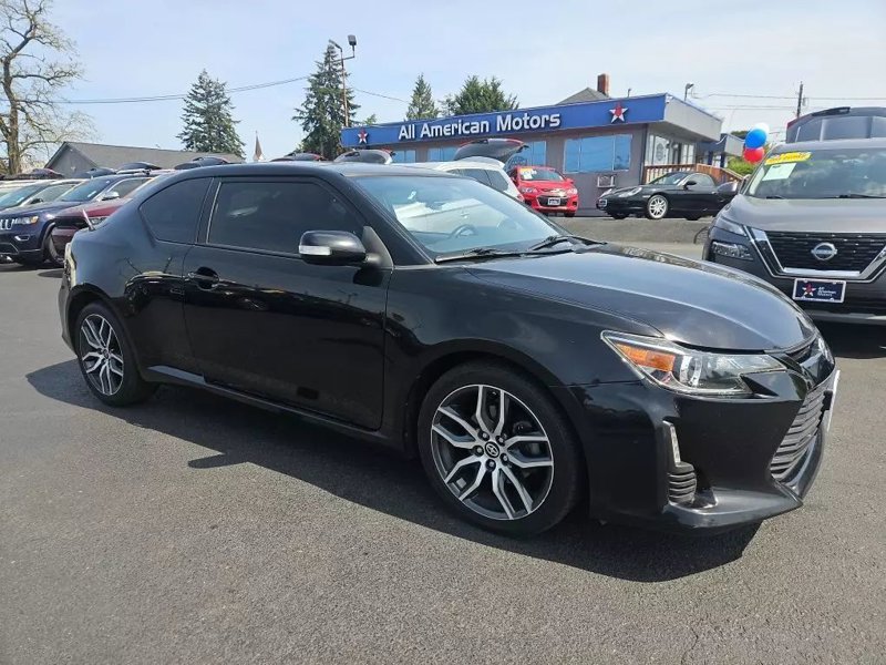 Used 2014 Scion tC image 1