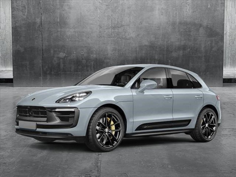 Used 2024 Porsche Macan image 1