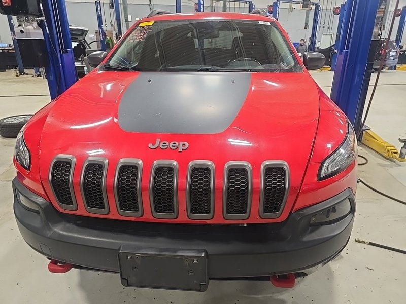 Used 2017 Jeep Cherokee Trailhawk w/ Cold Weather Group image 1