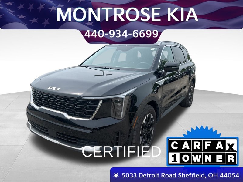 Certified 2025 Kia Sorento S image 1