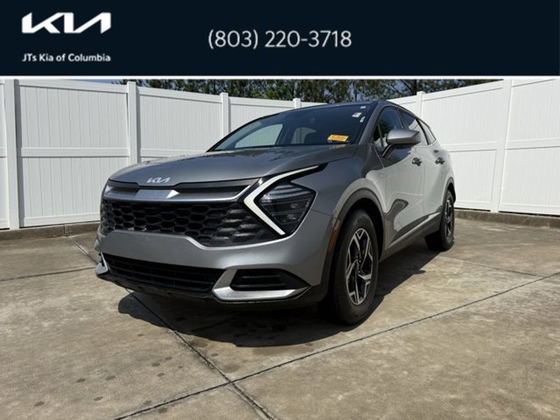 Certified 2024 Kia Sportage LX image 1