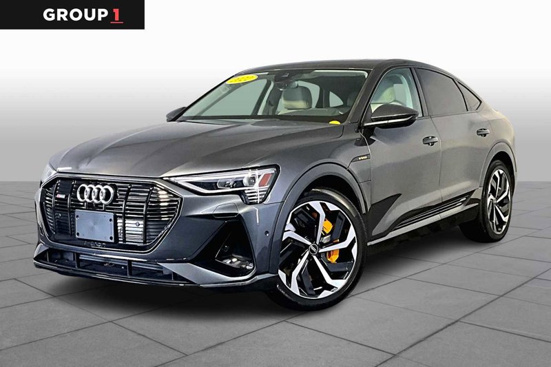 Certified 2022 Audi e-tron Premium Plus w/ Premium Plus Package image 1