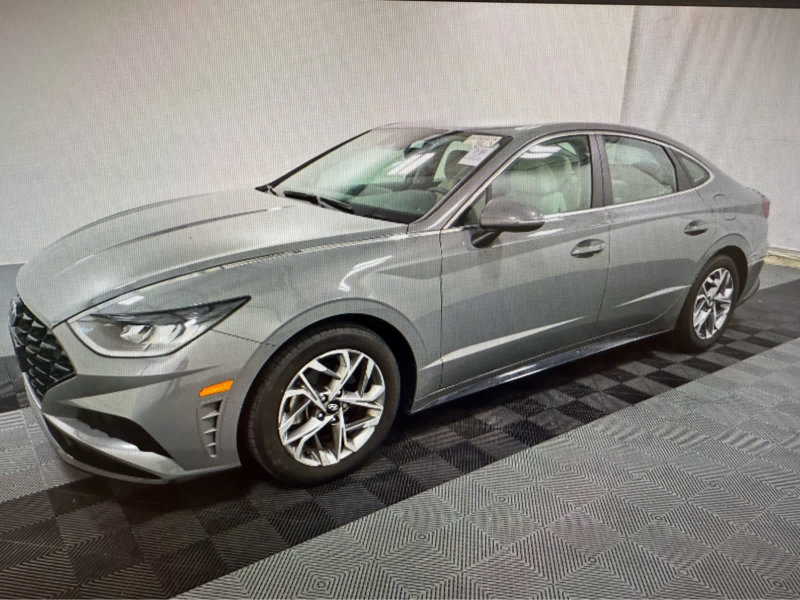 Used 2022 Hyundai Sonata SEL image 1