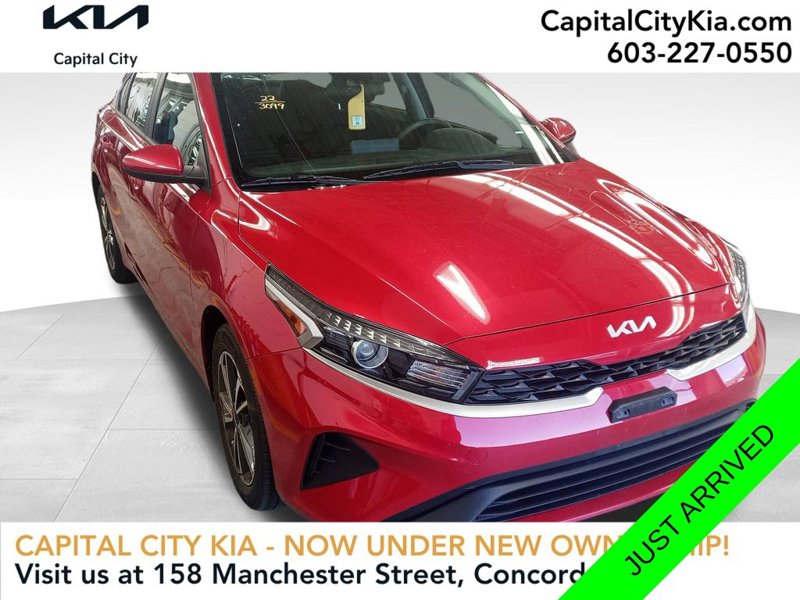 Certified 2022 Kia Forte LXS image 1