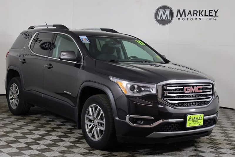 Used 2017 GMC Acadia SLE w/ Driver Alert Package I image 1