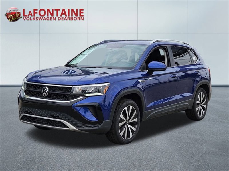 Certified 2022 Volkswagen Taos SE image 1