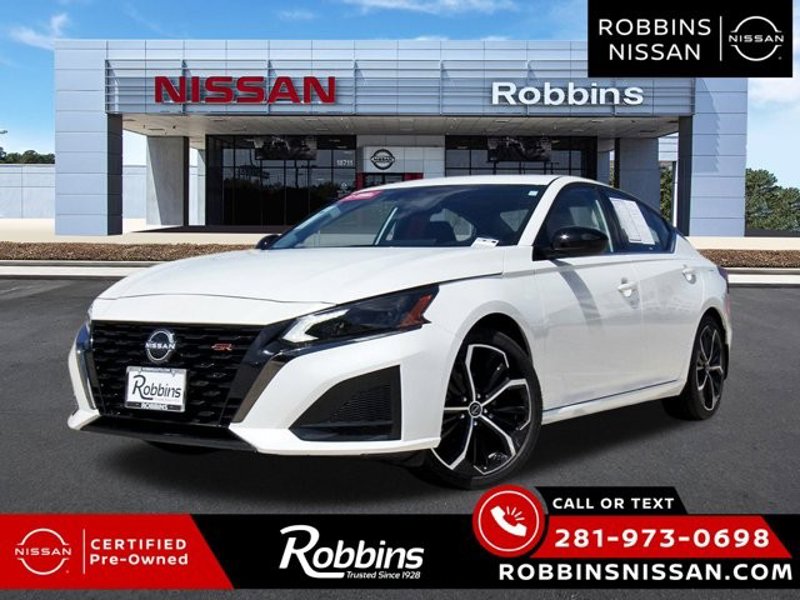 Certified 2024 Nissan Altima 2.5 SR w/ SR Premium Package image 1