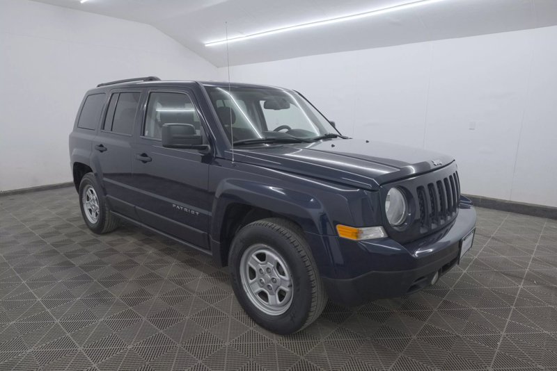 Used 2016 Jeep Patriot Sport image 1