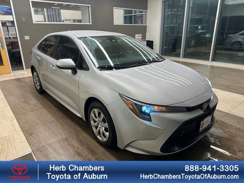 Used 2020 Toyota Corolla LE image 1
