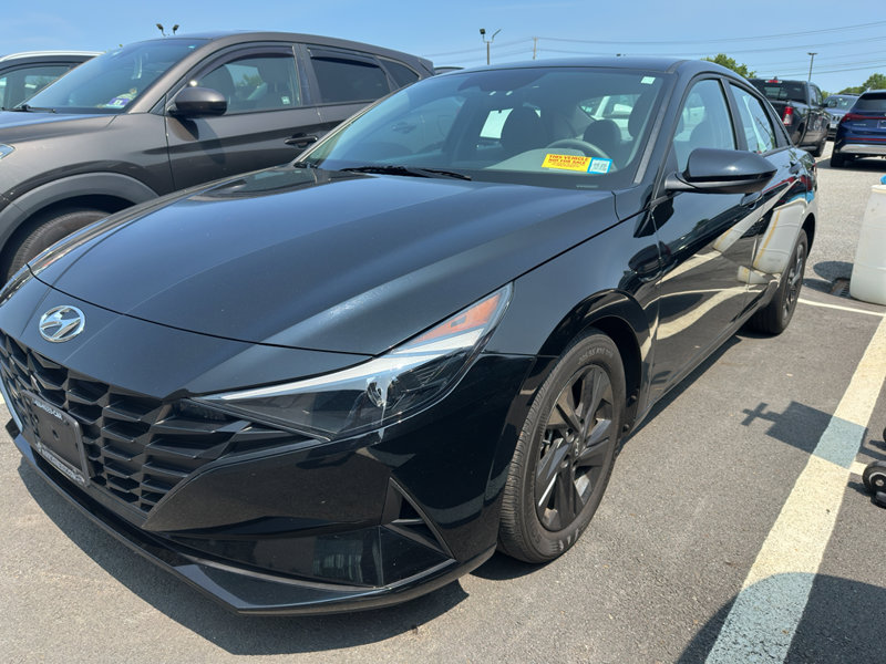 Certified 2023 Hyundai Elantra SEL image 1