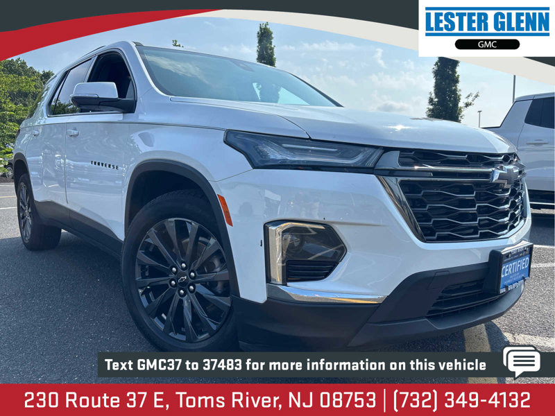 Certified 2023 Chevrolet Traverse RS w/ LPO, Floor Liner Package image 1