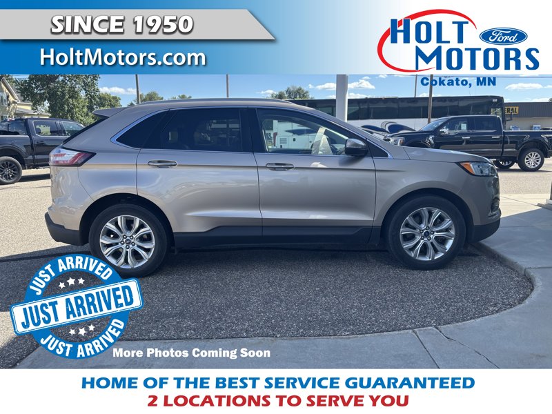 Used 2020 Ford Edge Titanium image 1