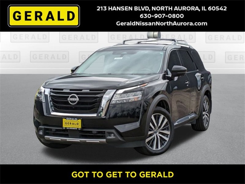 Certified 2022 Nissan Pathfinder Platinum w/ Cargo Package image 1