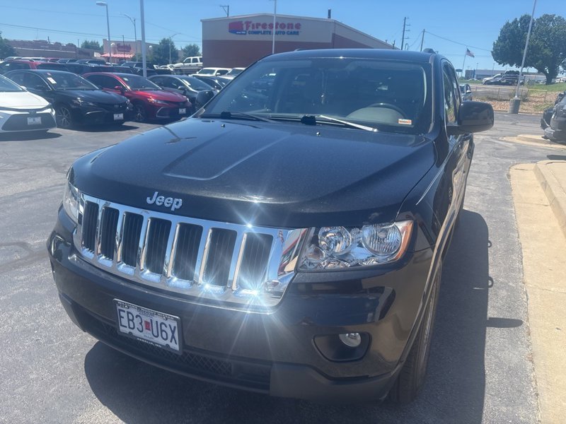 Used 2011 Jeep Grand Cherokee Laredo w/ Security & Convenience Group image 1