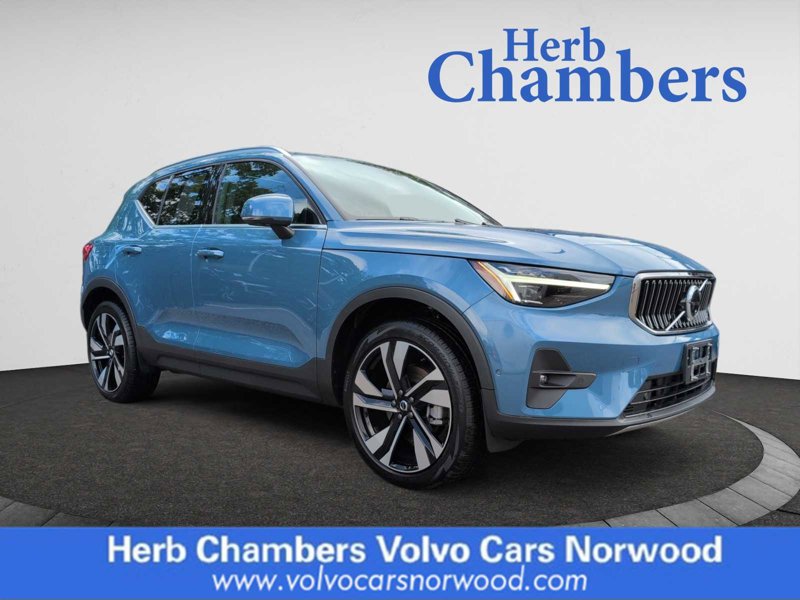 Certified 2024 Volvo XC40 B5 Ultimate w/ Protection Package Premier image 1