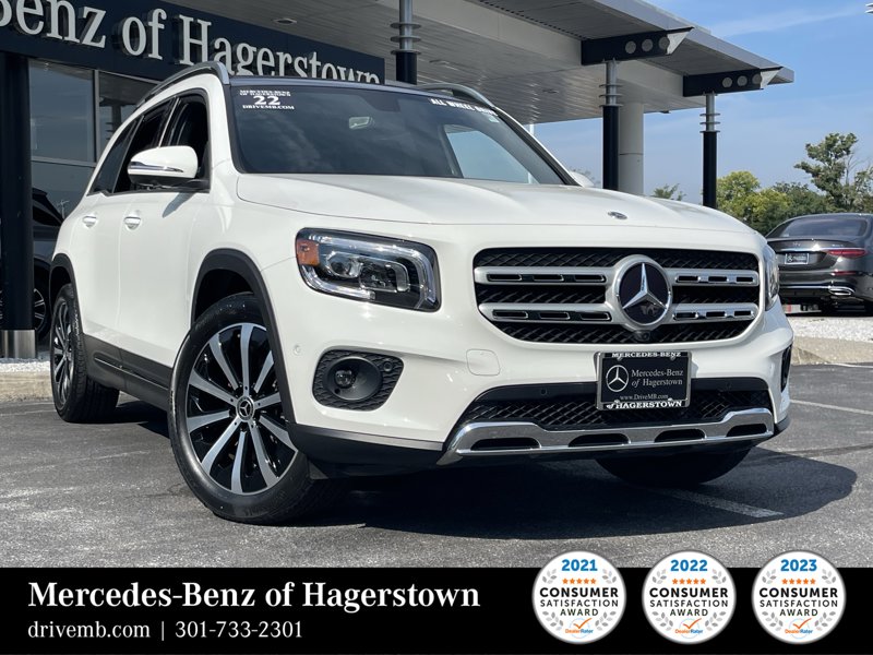 Certified 2022 Mercedes-Benz GLB 250 4MATIC image 1