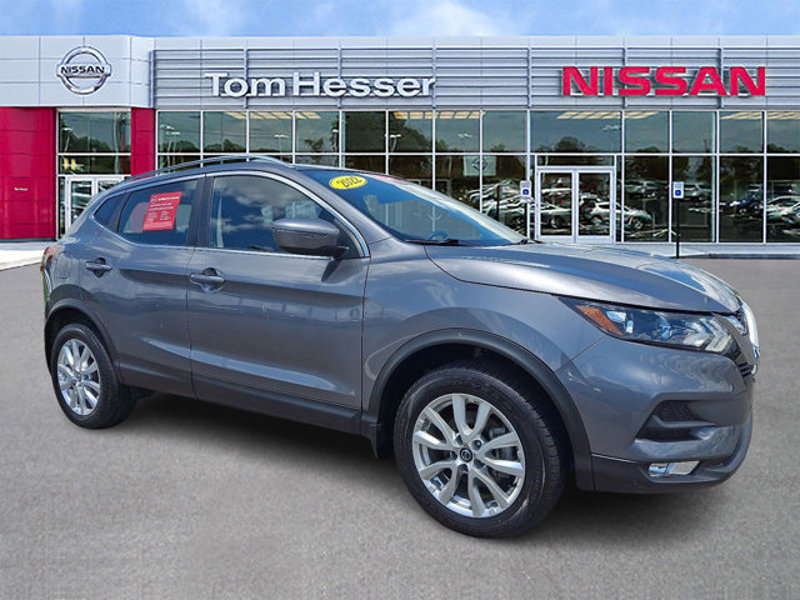Certified 2022 Nissan Rogue Sport SV image 1