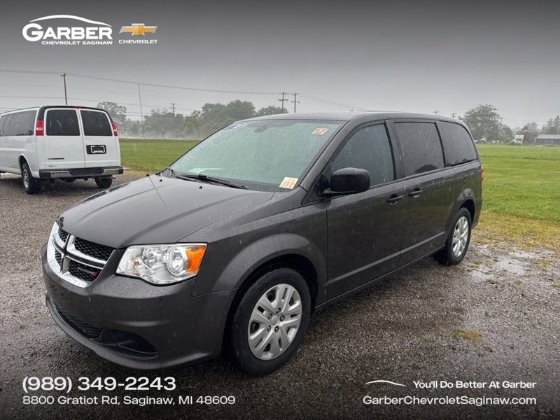 Used 2019 Dodge Grand Caravan SE w/ UConnect Hands-Free Group image 1