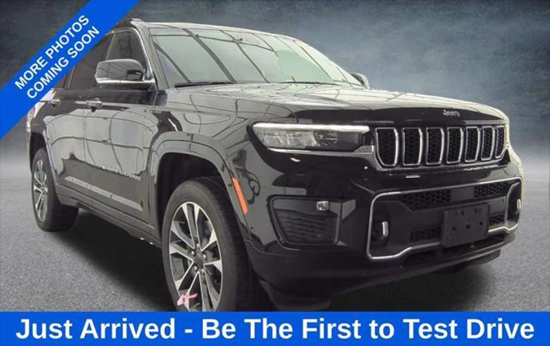 Certified 2022 Jeep Grand Cherokee L Overland w/ Luxury Tech Group IV image 1