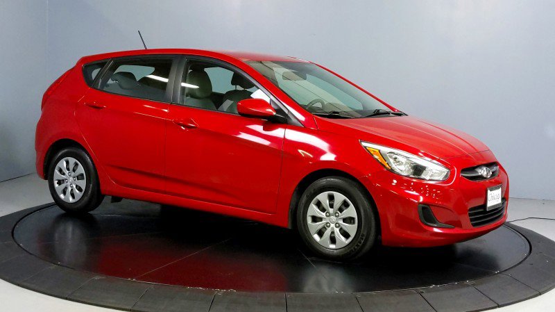 Used 2017 Hyundai Accent SE image 1