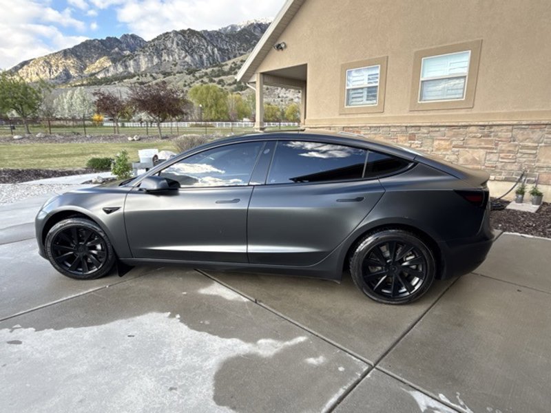 Used 2021 Tesla Model 3 Long Range image 1