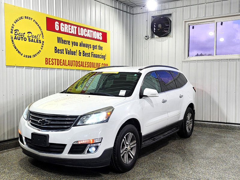 Used 2017 Chevrolet Traverse LT image 1