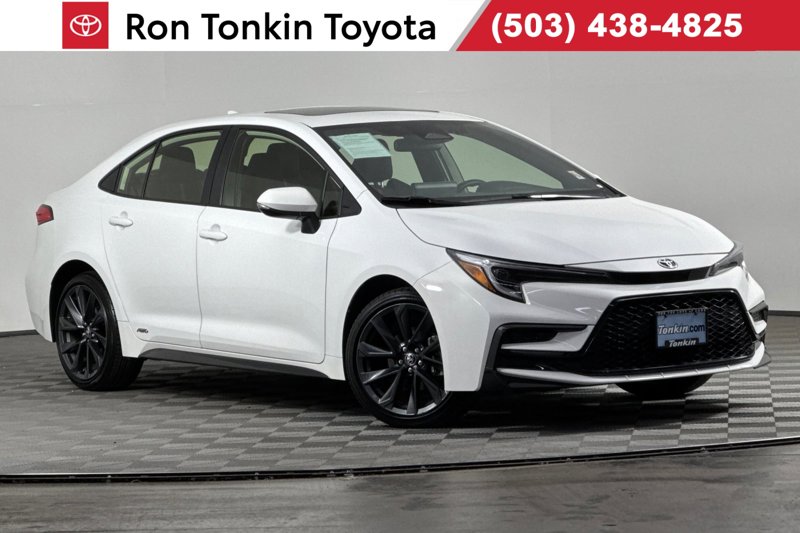 Certified 2024 Toyota Corolla SE image 1