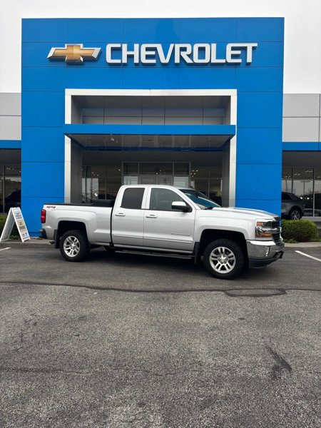 Used 2018 Chevrolet Silverado 1500 LT w/ All Star Edition image 1