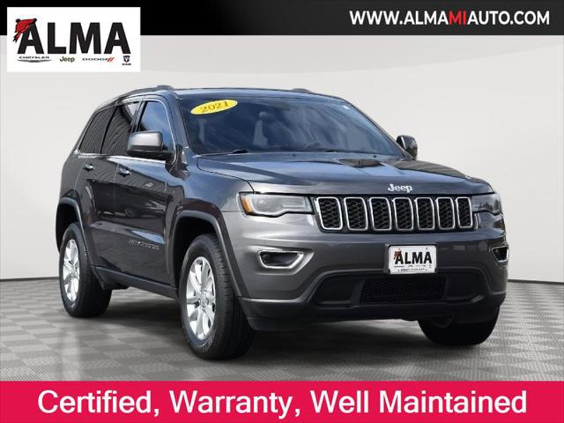 Certified 2021 Jeep Grand Cherokee Laredo image 1
