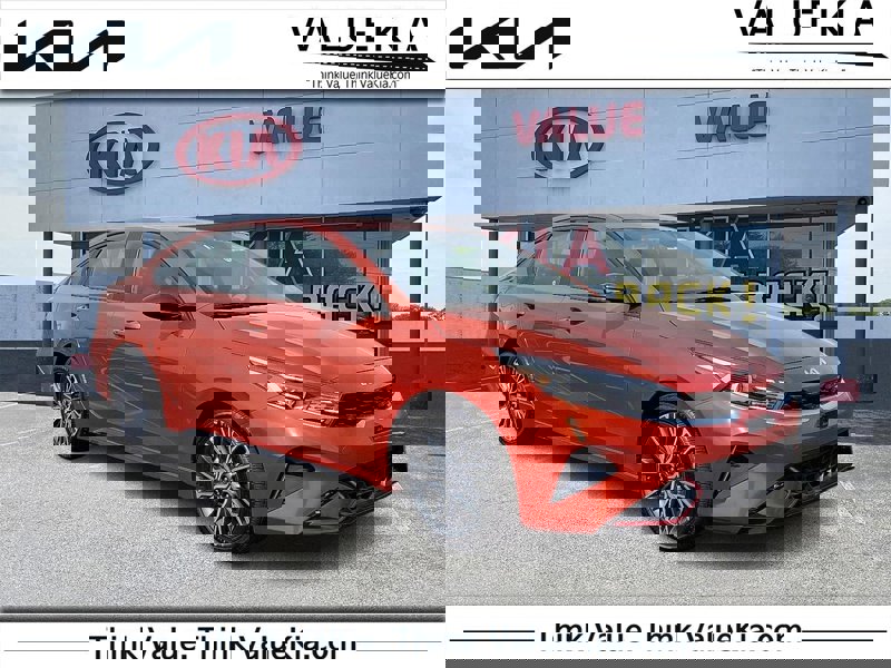 Certified 2023 Kia Forte GT-Line image 1