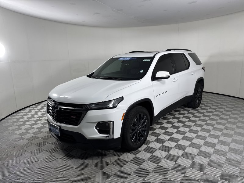 Certified 2023 Chevrolet Traverse RS image 1