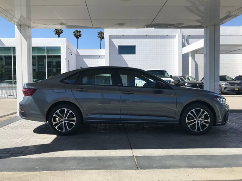 New 2025 Volkswagen Jetta Sport image 1