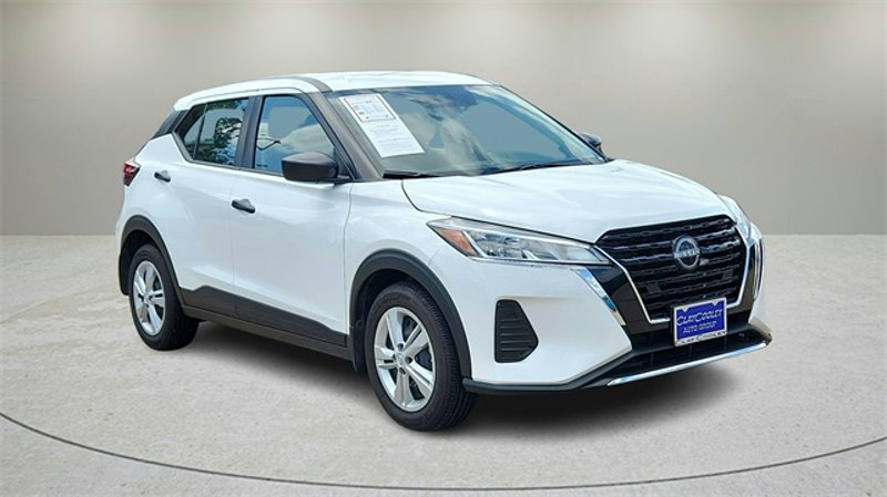 Certified 2024 Nissan Kicks S image 1