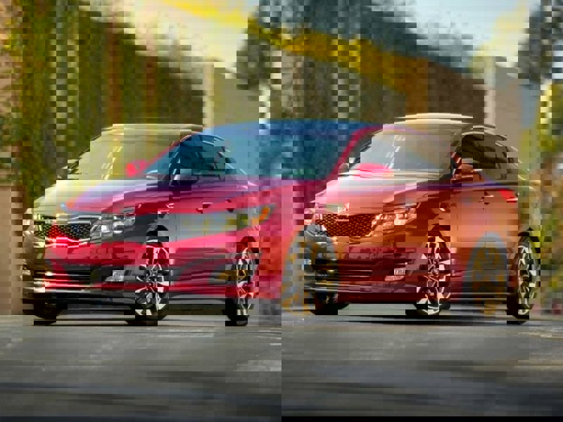 Used 2015 Kia Optima LX image 1