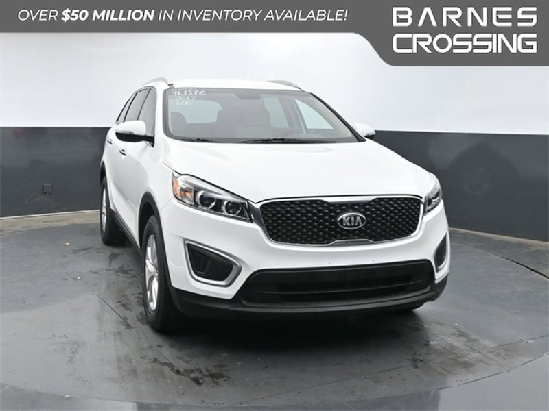 Used 2018 Kia Sorento LX image 1