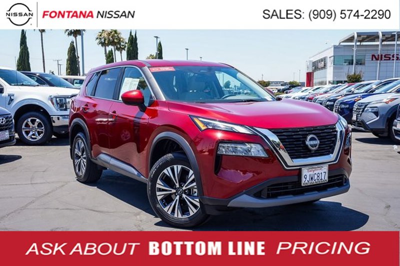 Certified 2023 Nissan Rogue SV image 1