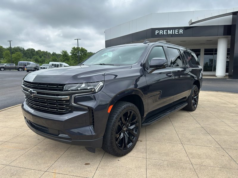 Certified 2022 Chevrolet Suburban RST w/ Luxury Package image 1