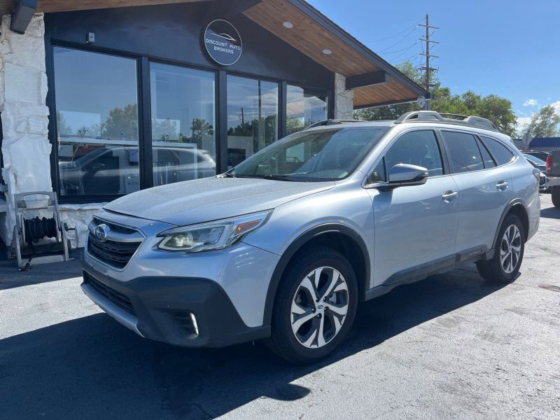 Used 2020 Subaru Outback Limited image 1