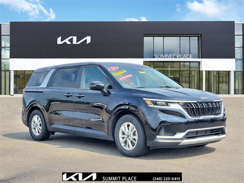 Certified 2023 Kia Carnival LX image 1