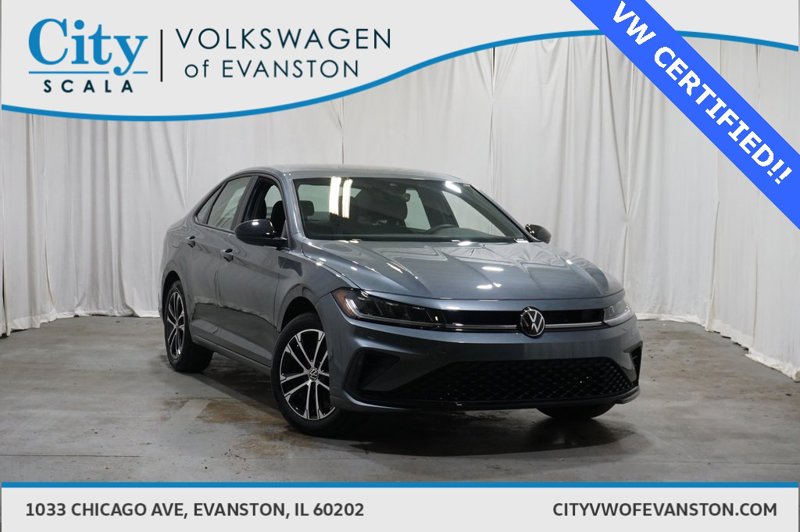 Certified 2025 Volkswagen Jetta Sport image 1