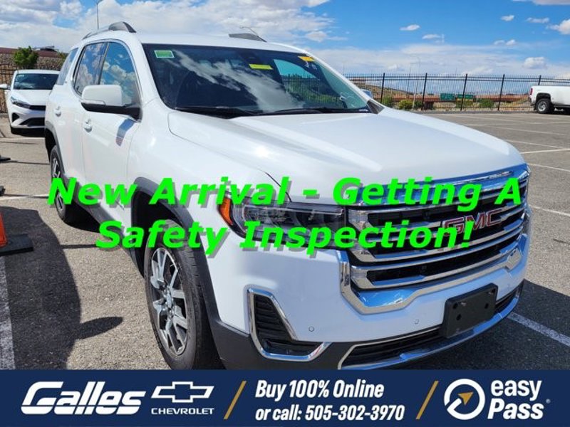 Certified 2023 GMC Acadia SLE w/ Driver Convenience Package image 1