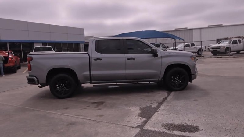 Certified 2023 Chevrolet Silverado 1500 Custom image 1