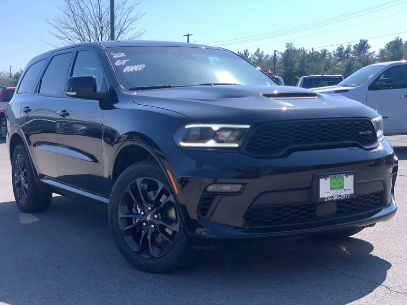 Certified 2022 Dodge Durango GT image 1