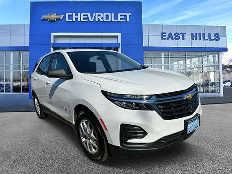 Certified 2022 Chevrolet Equinox LS image 1
