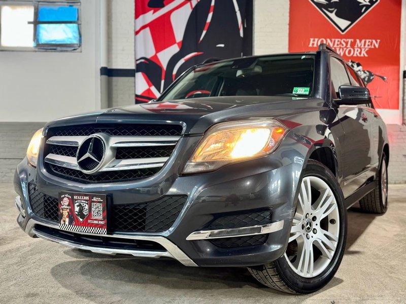 Used 2014 Mercedes-Benz GLK 350 4MATIC image 1