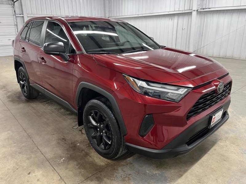 Certified 2023 Toyota RAV4 LE image 1