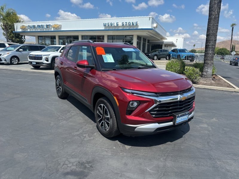 Certified 2024 Chevrolet TrailBlazer LT image 1
