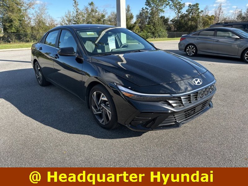 Certified 2024 Hyundai Elantra SEL w/ Convenience Package image 1