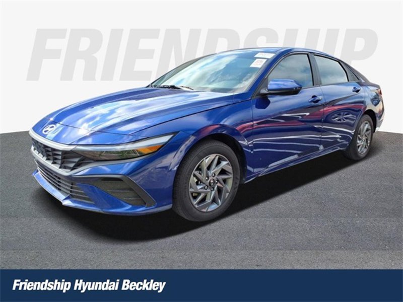 Certified 2024 Hyundai Elantra SEL image 1