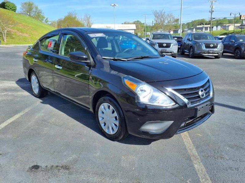 Certified 2019 Nissan Versa SV image 1